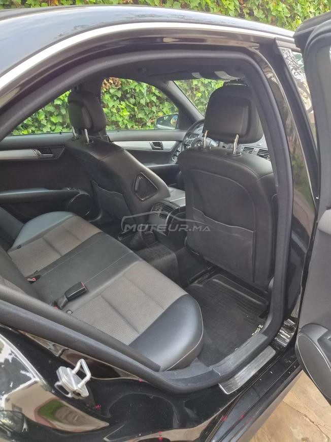 Mercedes Class C 220 en excellent état 
