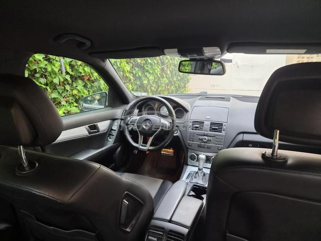 Mercedes Class C 220 en excellent état 