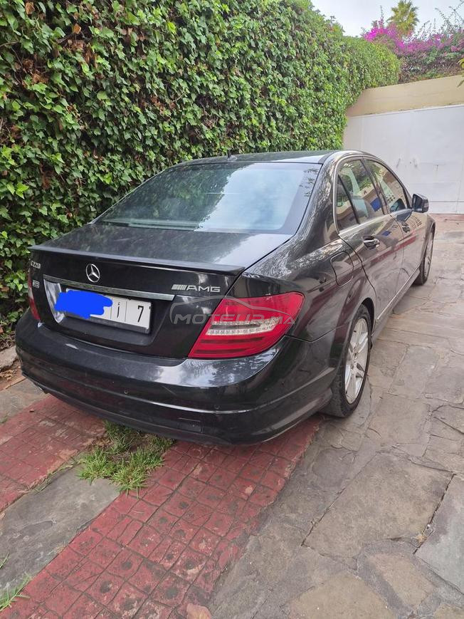 Mercedes Class C 220 en excellent état 