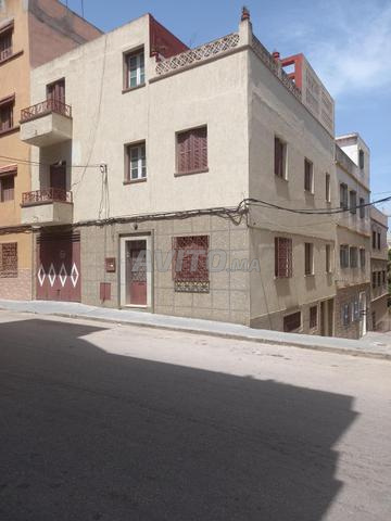 منزل للبيع وسط مدينة طنجة - 2