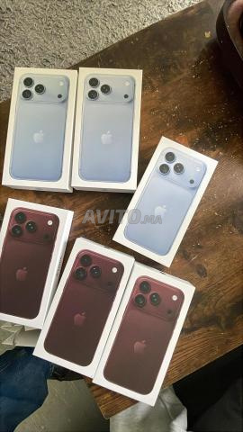 iPhone 18 Pro Max Burgundy ou Bleu