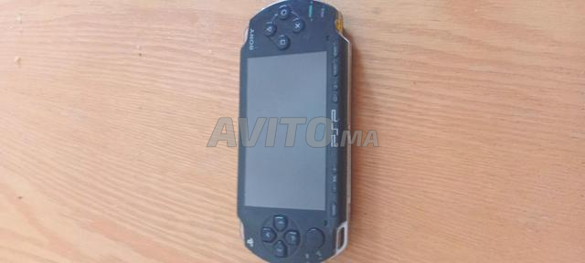 PSP للبيع بحالة جيدة. - 2