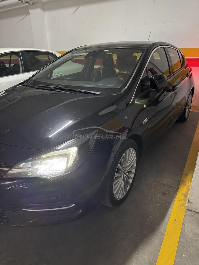 Opel Astra Diesel Automatique 2020 à Casablanca