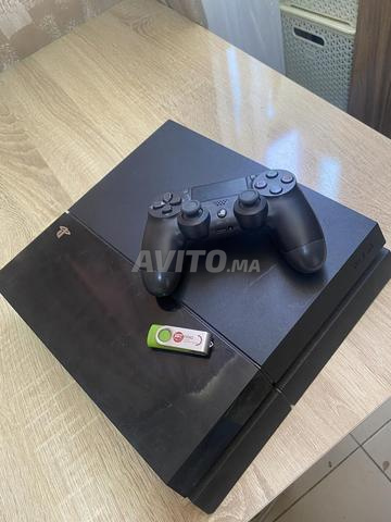 PS4 flashée avec clé USB et manette DualShock (Slim) - 2