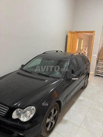 مرسيدس بنز C200 CDI ستيشن واجن ديزل 2004
