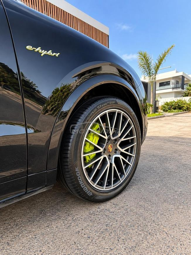 Porsche Cayenne E-Hybrid 3.0 V6 – 2022