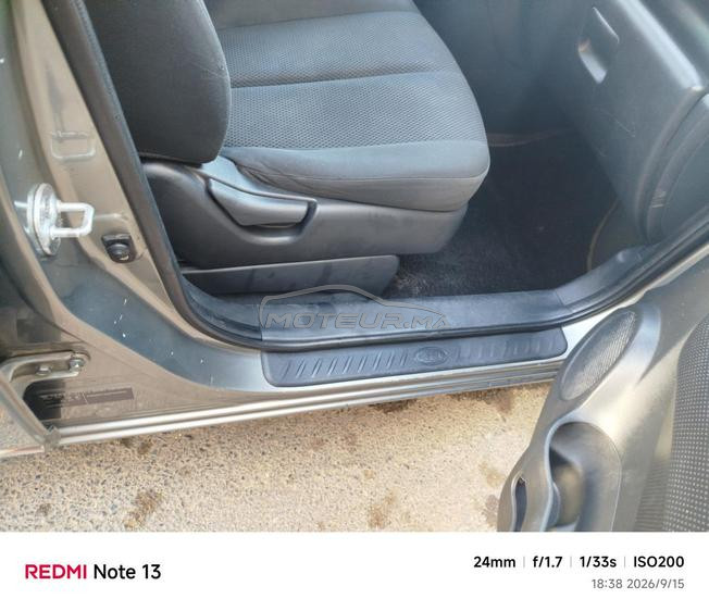 سيارة kia carens بقا نقيا 