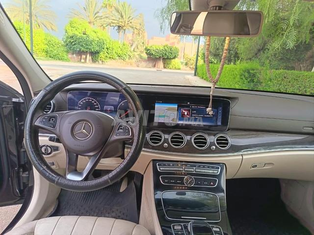 مرسيدس بنز الفئة E 220d – كاملة المواصفات - 2