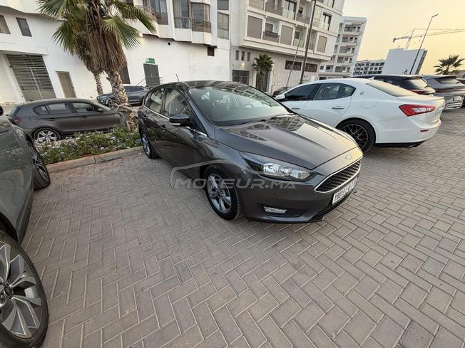 Ford focus 1 ère main 