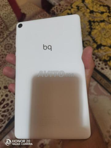 Tablette BQ 32Go et 3 cadres - 2