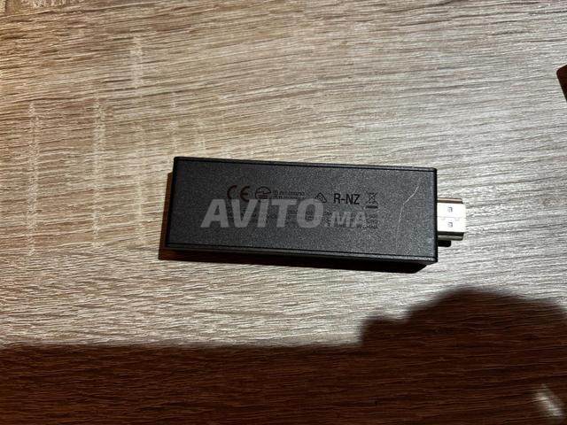Amazon Fire TV 3 et télécommande Alexa - 2