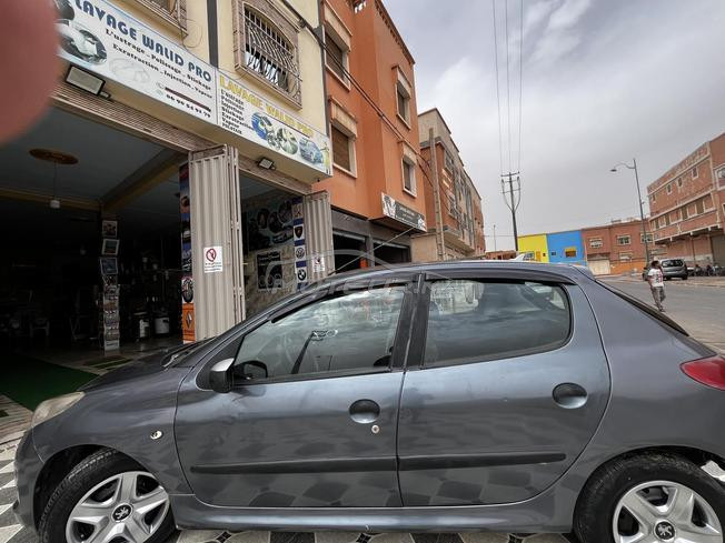 Peugeot 206 plus essence 2009