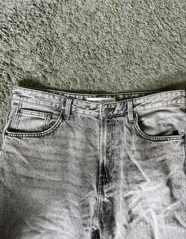 Pantalon Bershka, taille 32 très bon état - 2