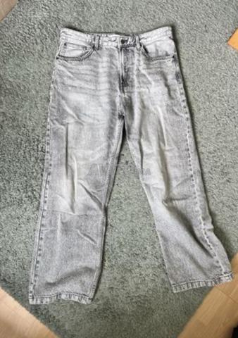 Pantalon Bershka, taille 32 très bon état