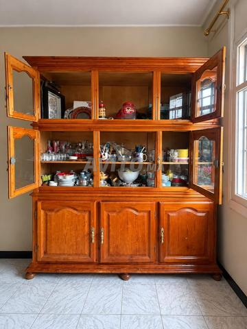Vitrine en bois, hauteur 215, longueur 200, largeur 50. Vitrine - 2