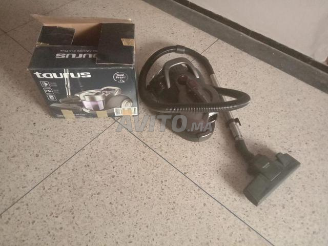 ASPIRATEUR TAURUS MEGANE 2200 ENCORE NEUF - 2