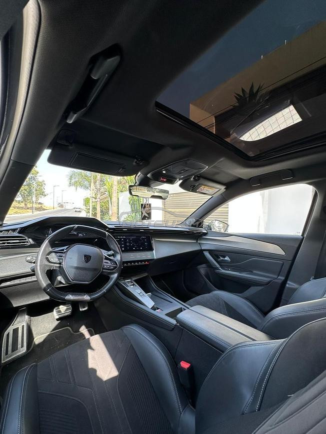 Peugeot 308 GT Line   Toit Ouvrant Full Options