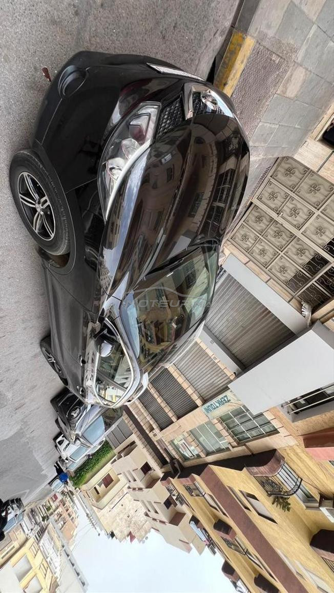 voiture très bon état 