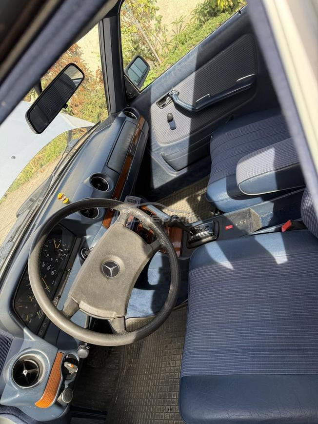 Mercedes-Benz Classe E Essence Automatique 1984