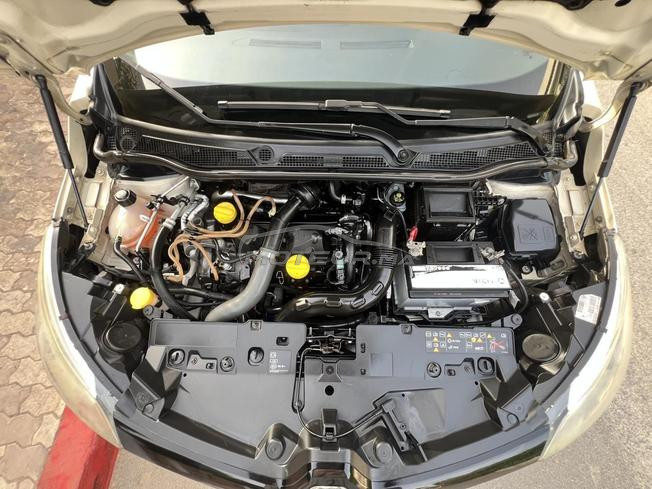 Renault Captur Diesel Manuelle 2017 à Rabat