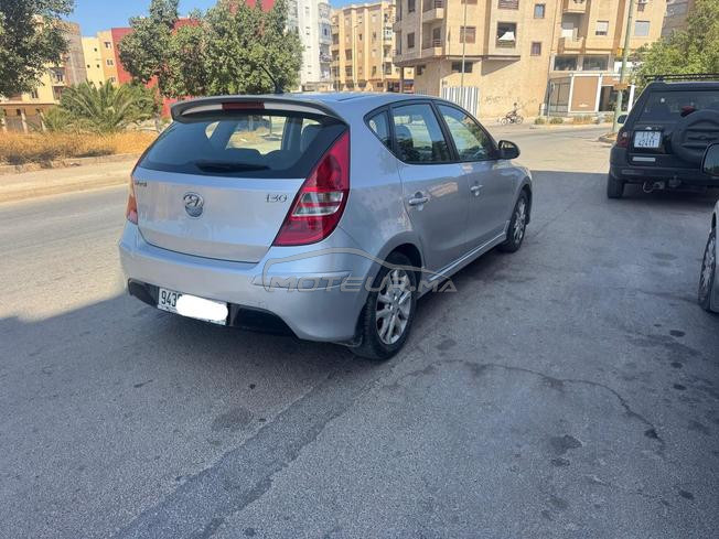 سيارة جميلة 