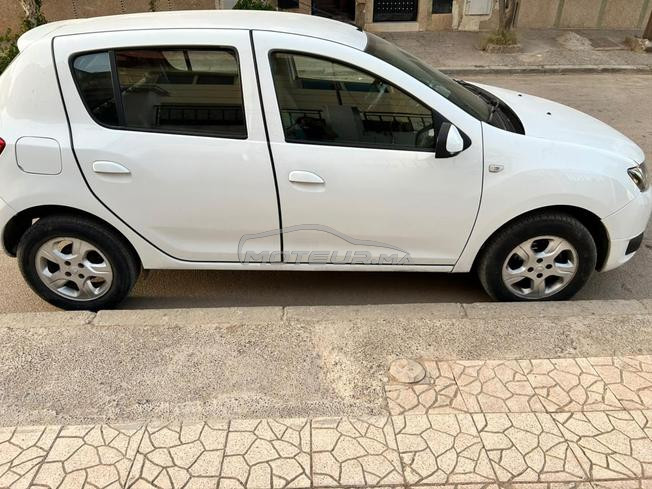  toutes optionsvoiture en tres bonne etat