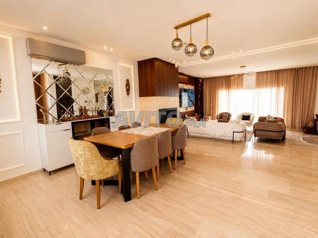 Villa de Standing à Louer à Deux Pas de la Plage - 2
