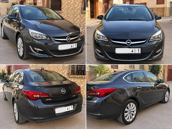 Opel Astra Diesel Manuelle 2013 à Ain Aouda
