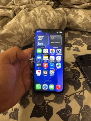 iPhone 12 64Go - 2