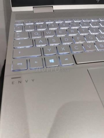 HP Envy Studio X360 i5 10ème Gén 16Go RAM - 2
