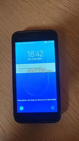 Samsung J2 Core Gold 8GB en bon état