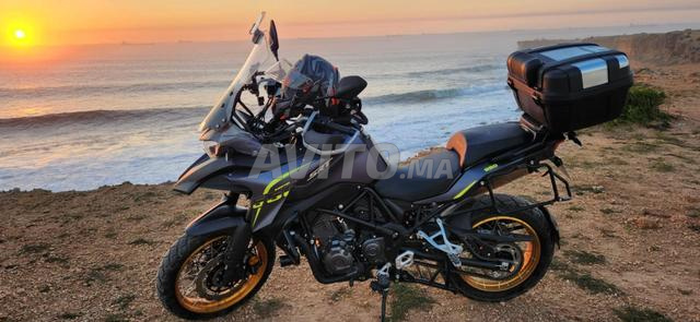 دراجة نارية Qj srt 550cc، أول يد، سبتمبر 2023، W