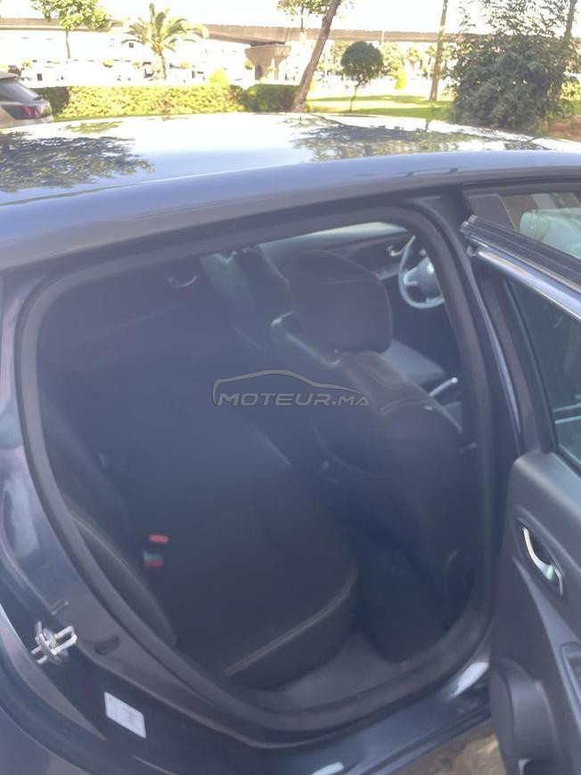 renault clio 4  tres bon état 