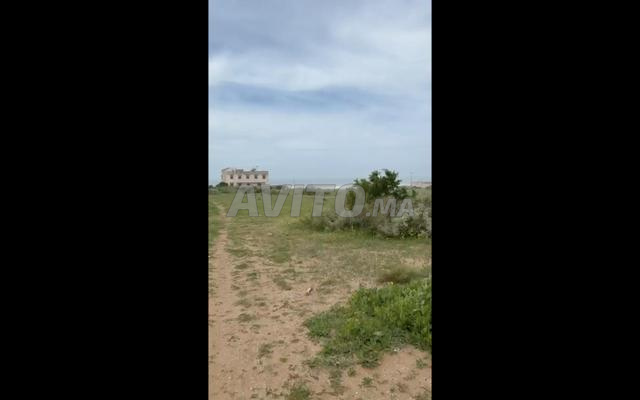أرض محفظة للبيع بالقرب من الشاطئ 🌊 - 2