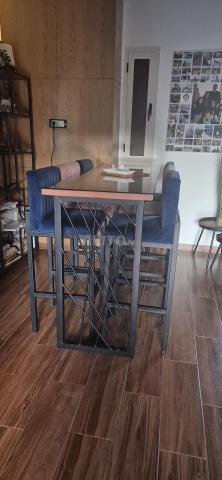 Table haute style à vendre - 2