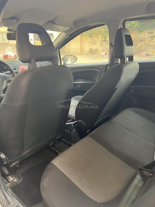 للبيع Fiat Punto 2015 بحالة مزيانة.