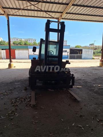 Chariot élévateur tout-terrain Manitou M30-2 – 3T - 2