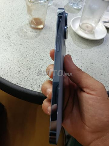 iPhone 13 Pro Max 256Go - Bleu Sierra - 2