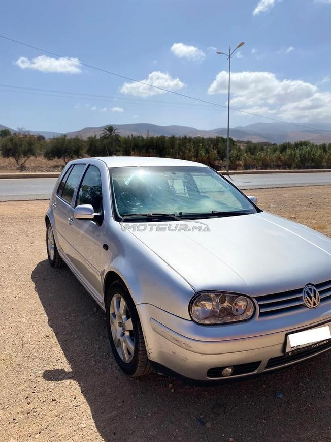 Mercedes 220 face 2 