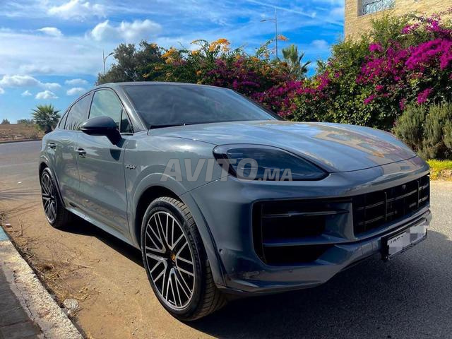 Porsche Cayenne Coupé Hybride - 2