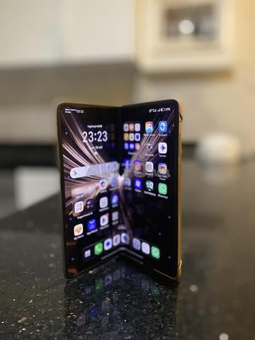Honor magic v5 - 2