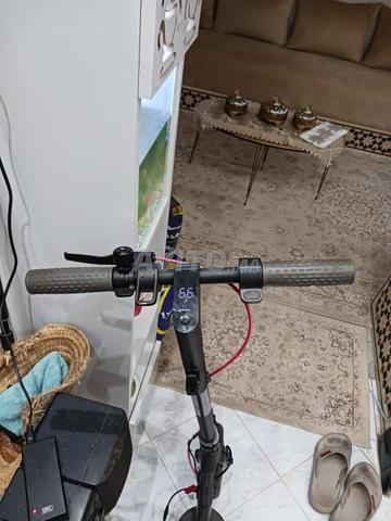 Xiaomi 3 — 25 km/h — Autonomie 25 km - 2