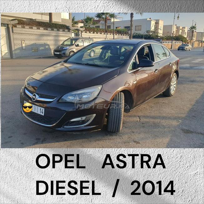 Opel Astra 2014 en très bonne état