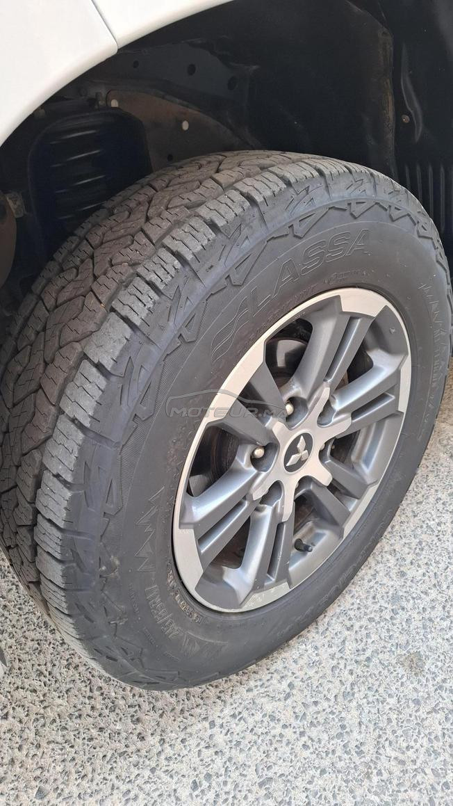Mitsubishi Toute option /100 km /dariba 650 dh  