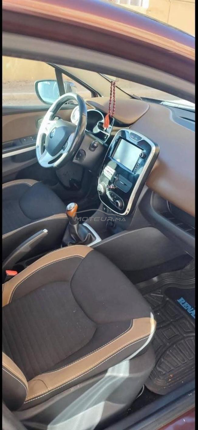 Clio 4 intense Bon état 