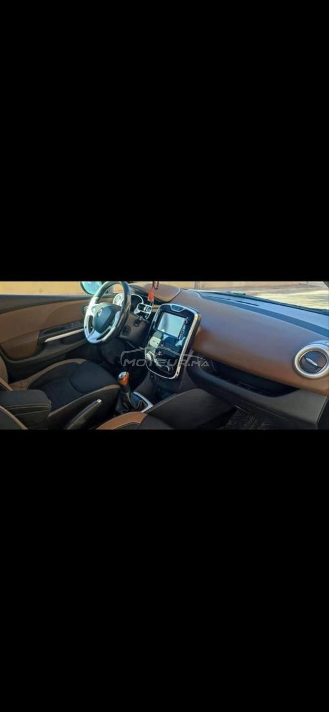 Clio 4 intense Bon état 
