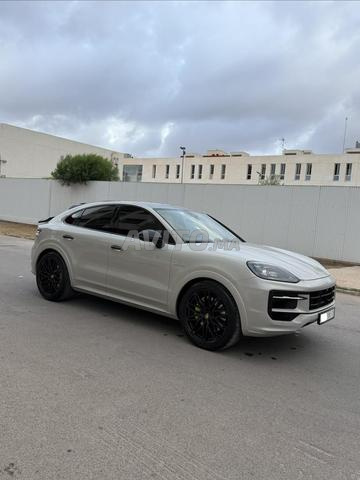 Porsche Cayenne coupé sport design