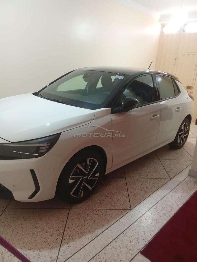 سيارة  Opel corsa للبيع في حال جيد جيدة (أكادير)