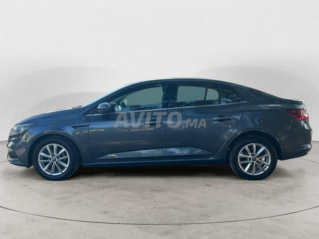 RENAULT. Megane - 2