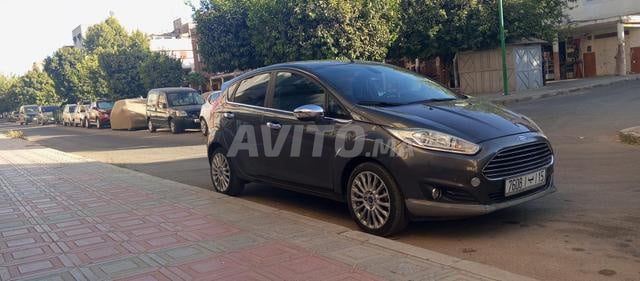 Ford Fiesta Diesel Titanium 1ère main toutes options - 2